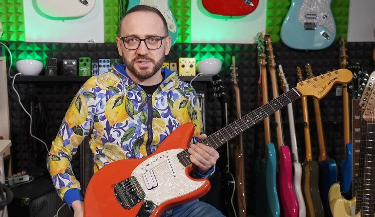 Fender Jag-stang: gitara Kurta Cobaina